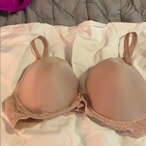 Nude adjustable straps 38D bra